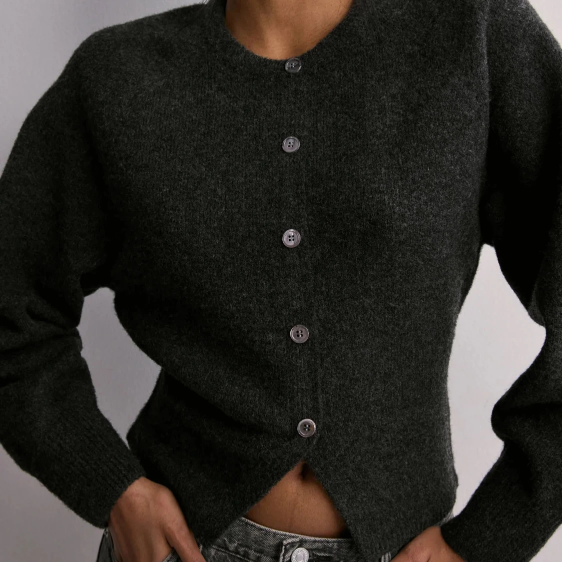 Mörkgrå kofta NeoNoir