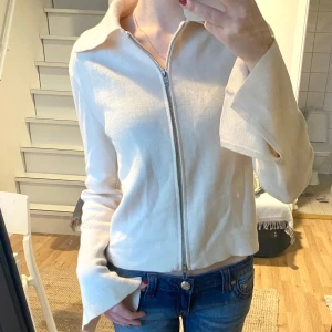 Zipup Wera - Nypris 999kr💖 Inga defekter, beige/vit