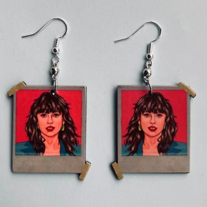 Taylor örhängen  - Nickelfria krokar. Hämtas i Hornstull i Stockholm eller skickas mot fraktkostnad (18kr) 🌸