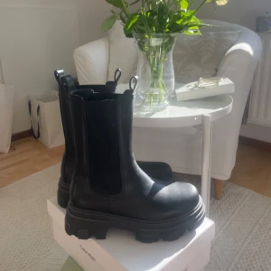 Stövlar boots - Använda endast 1 gång, superfina nu till hösten!❣️❣️