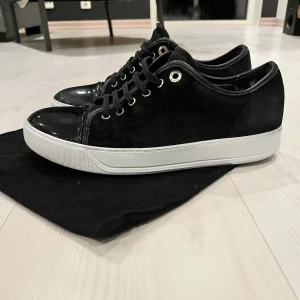 Lanvins  - SJUKT sköna LANVINS i lager 📦   Dom är i storlek 6 och passar 41 perfekt   Man får med sig Dustbags och inget annat vid köp🌟