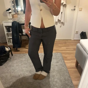 snygga kostymbyxor  - kostymbyxor från nelly som inte säljs längre💘💞💓💗