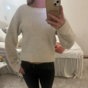 &otherstories  - jättte snygg stickad från &otherstories, perfekt t hösten!!!