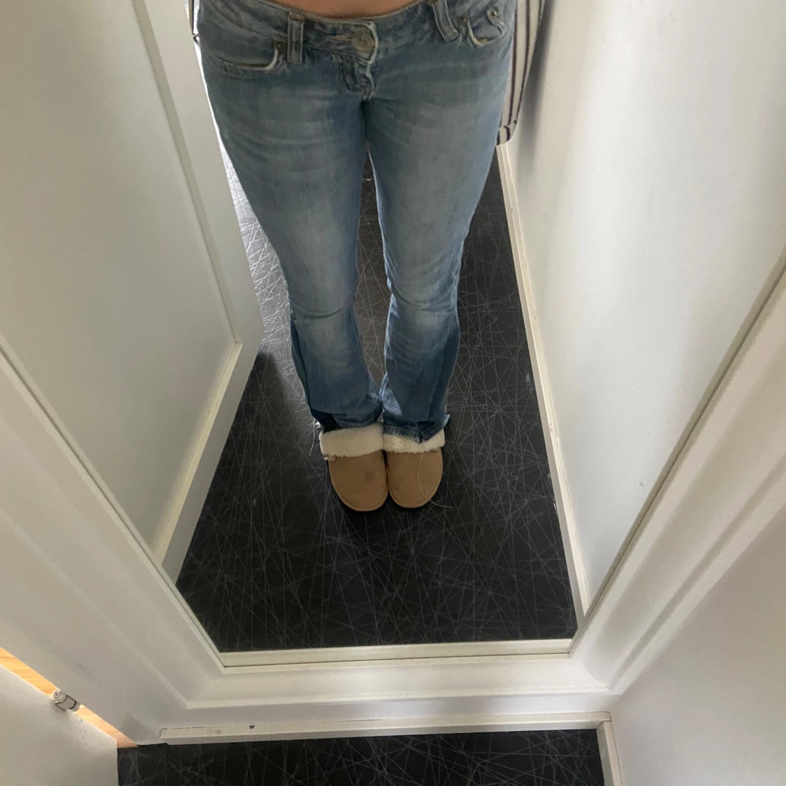 Lågmidjade bootcut jeans