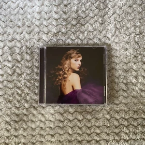 Speak now taylor swift - Speak now cd med två skivor, aldrig spelad, 110kr