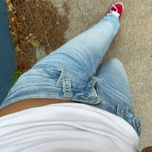 Gina jeans - as snygga jeans med snygga fickor, sparsamt använda är 162 o de är lite långa 🍒🍒