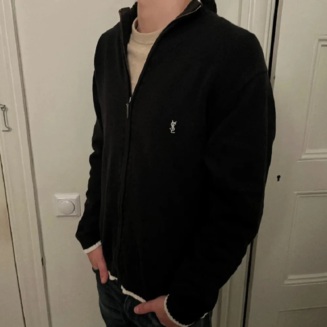 Svart kofta med dragkedja från YSL - 90
