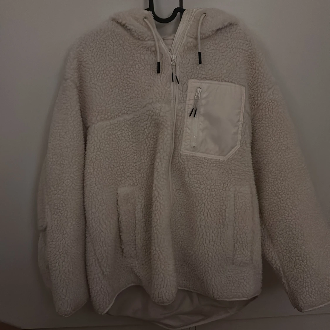 Vit teddyjacka med huva - 90