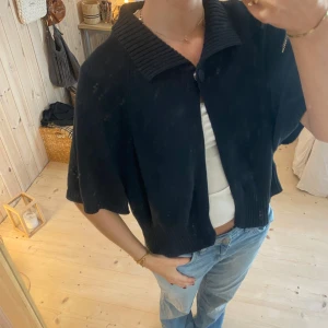 Kofta - SUPER snygg!! Tryck gärna på köp nu❤️❤️