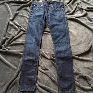 Dondup jeans slim - Dondup jeans w31 fråga om mått vid osäkerhet