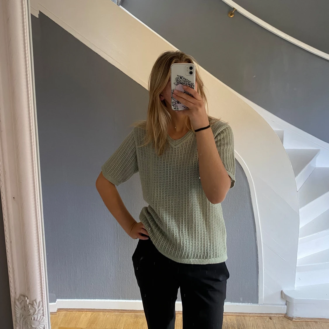 Grön stickad tröja  - 90