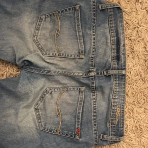 Lågmidjade jeans  - Jätte snygga lågmidjade jeans, aldrig använda då de var för små. Vintage diesel jeans 