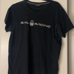 Sail racing t-shirt - Sail racing t-shirt strl S passar M