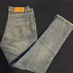 Tiger of sweden jeans - Sitter slim fit. Storlek w31 w32. Modell pisterello. Skick: 9/10