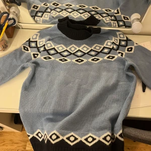 Vinter stickat tröja  - Aldrig använt, från newyorker 