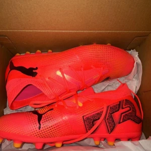 Puma forever faster football boots - In good condition with the box available 