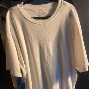 Lätt Använd Oversized T | KOLLA MIN PROFIL BÄSTA DEALS