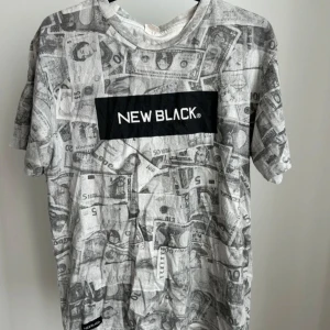 Newblack T-shirt  - I fint skick