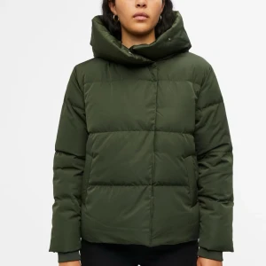 Object jacka - Fri frakt!!!! Super skön och varm jacka perfekt för vintern. Nytt pris 1600kr. Priset kan diskuteras🥰