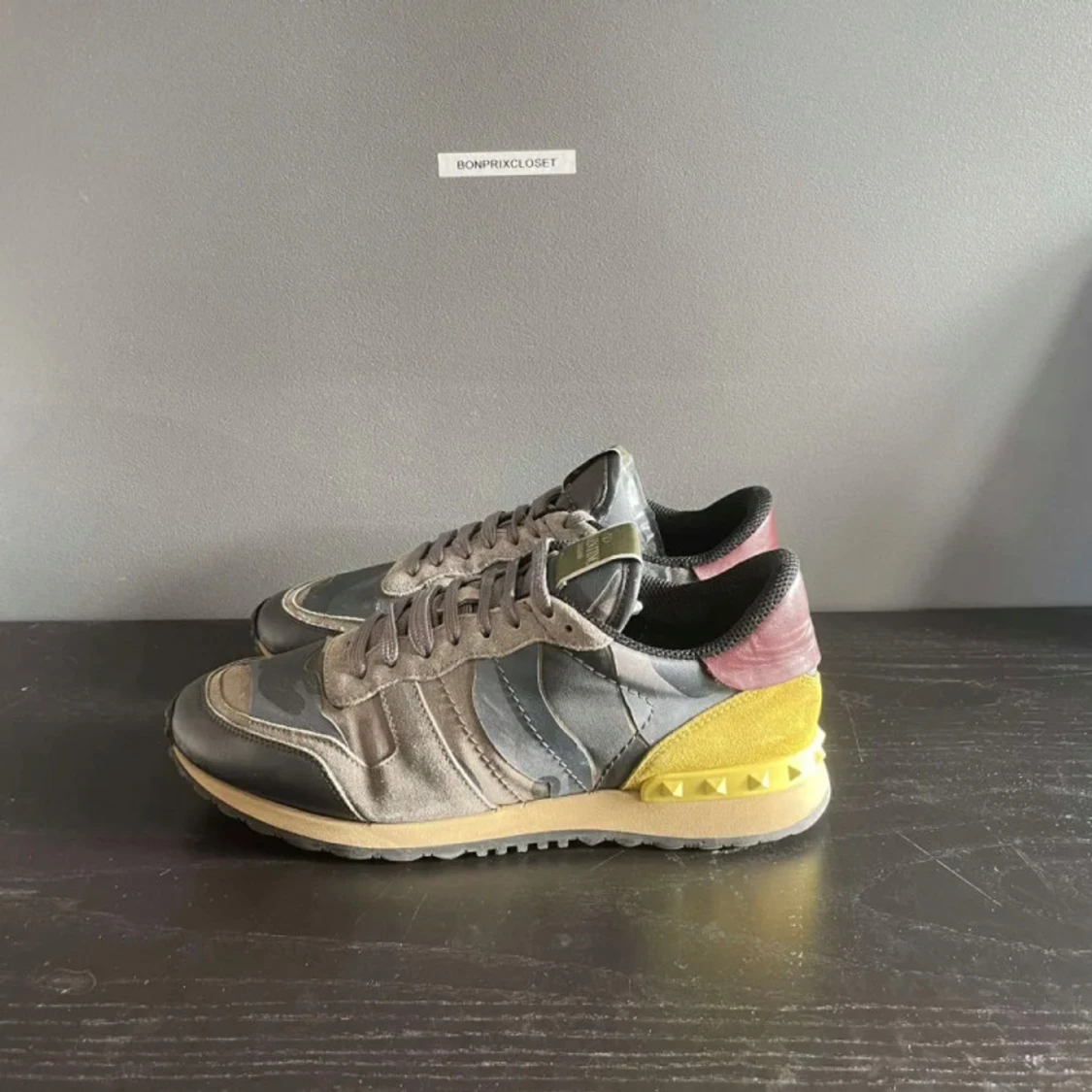 Valentino rockrunners