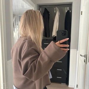 Fin kofta/kappa - Jättefin till hösten 🍂 Som ny!!