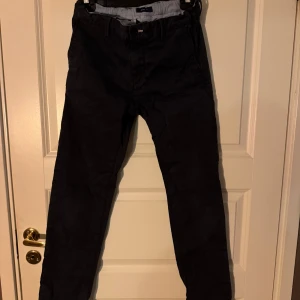 Gant chinos  - Använt skick  Skick 7/10  Inget sönder Storlek: 158,164cm, 13-14y 