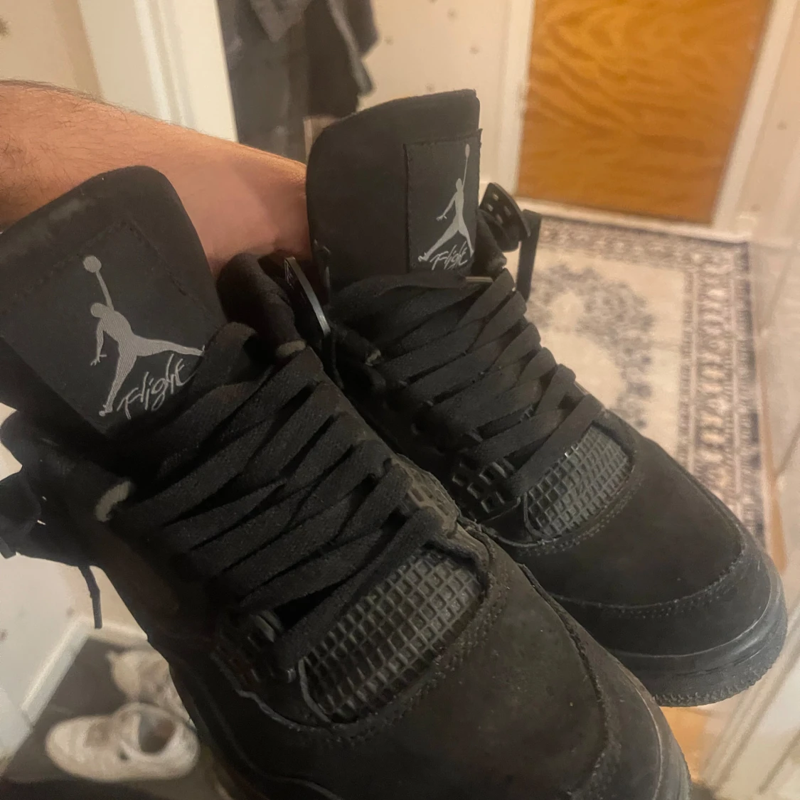 Jordan 4 black cats
