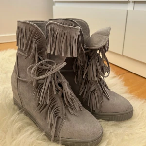 Höst skor - Fina Frans skor, aldrig använda! 