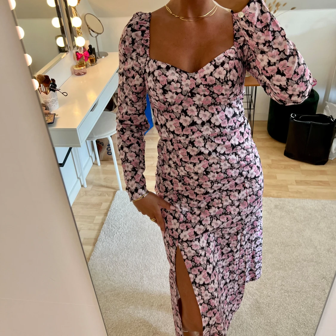 Blommig långklänning med slits