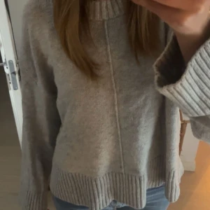 Stickad tröja  - Stor i storleken för att vara xs!