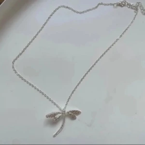 Halsband - Säljer detta halsband så fint 🩷