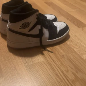 Jordan 1  - Som nya 