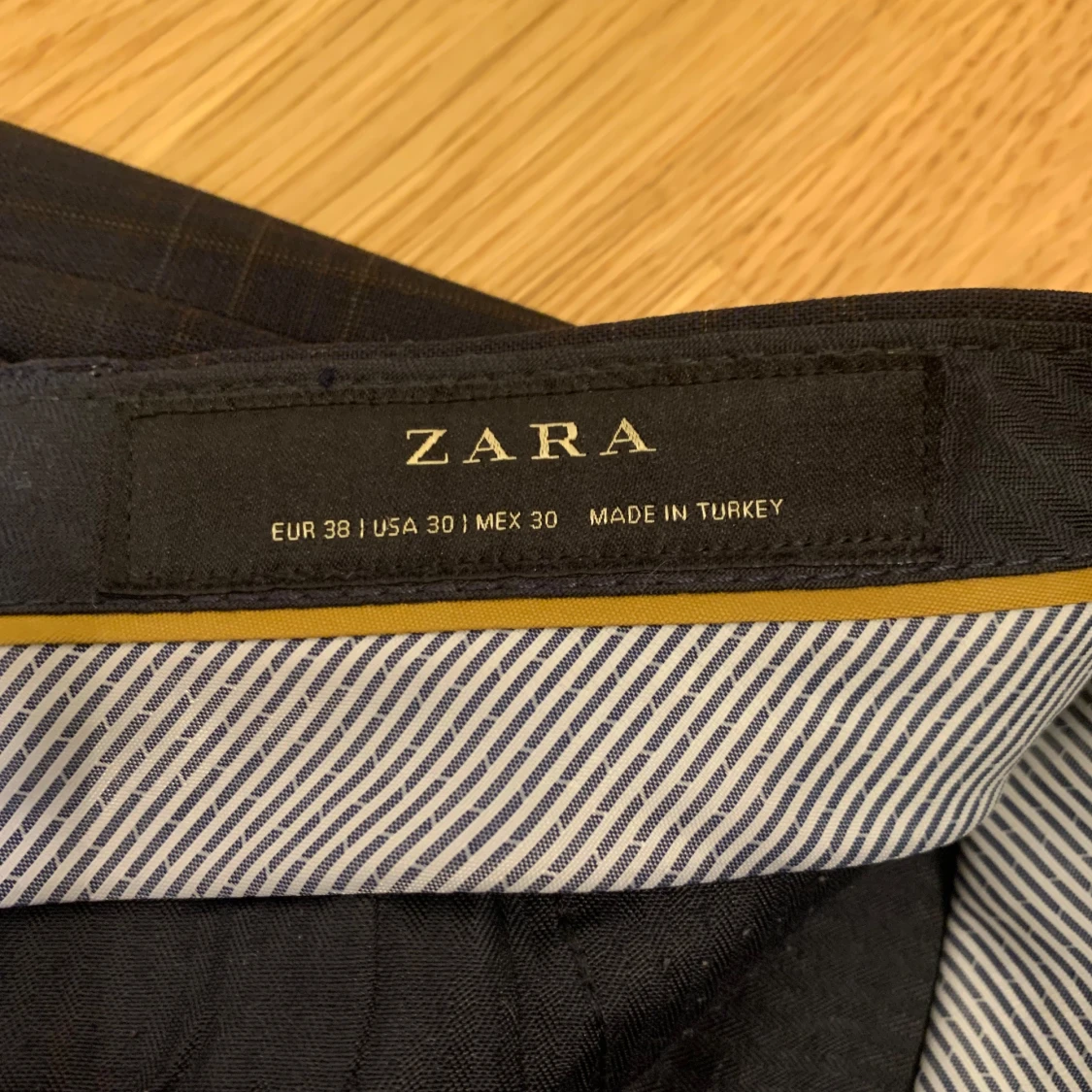 Zara Kostymbyxor - 4