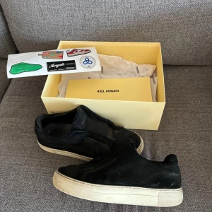 Arigato skor - Hej Säljer mina arigatos, Stl 41. Inga tydliga defekter. Skriv vid intresse!