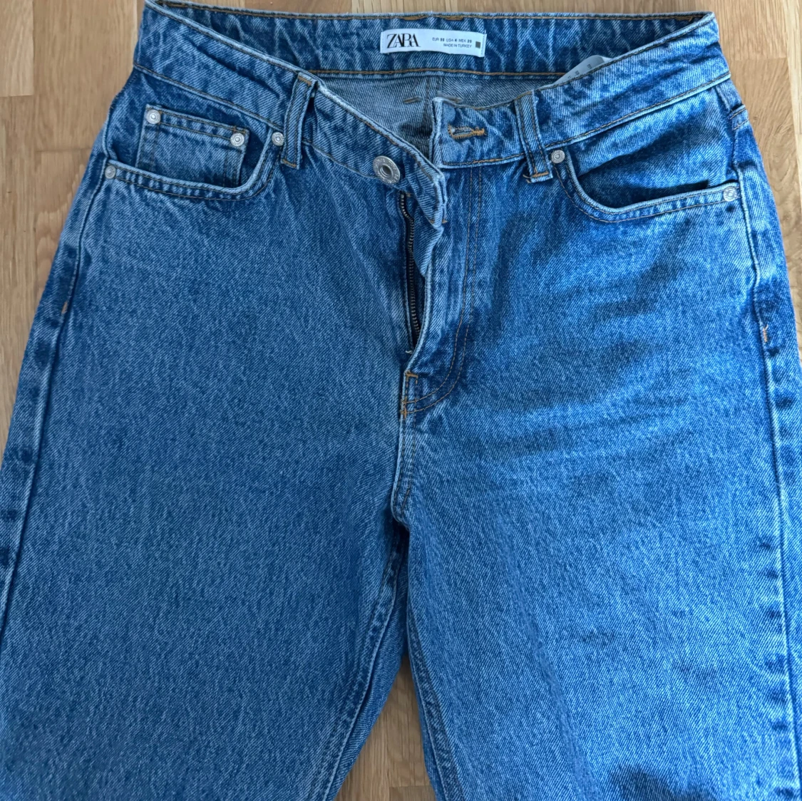 Zara jeans - 90