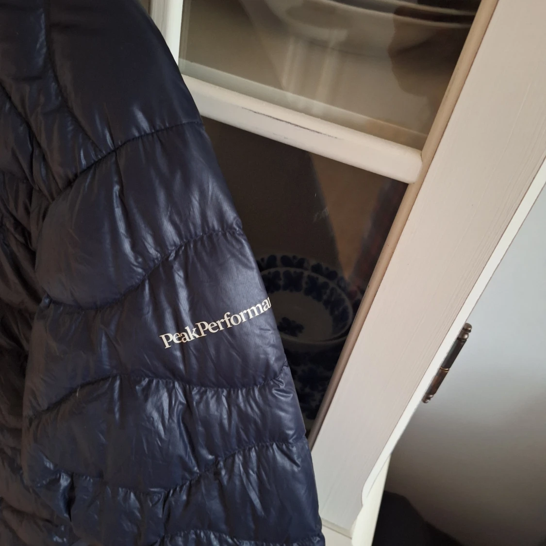 Mörkblå lätt dunjacka från Peak Performance - 2