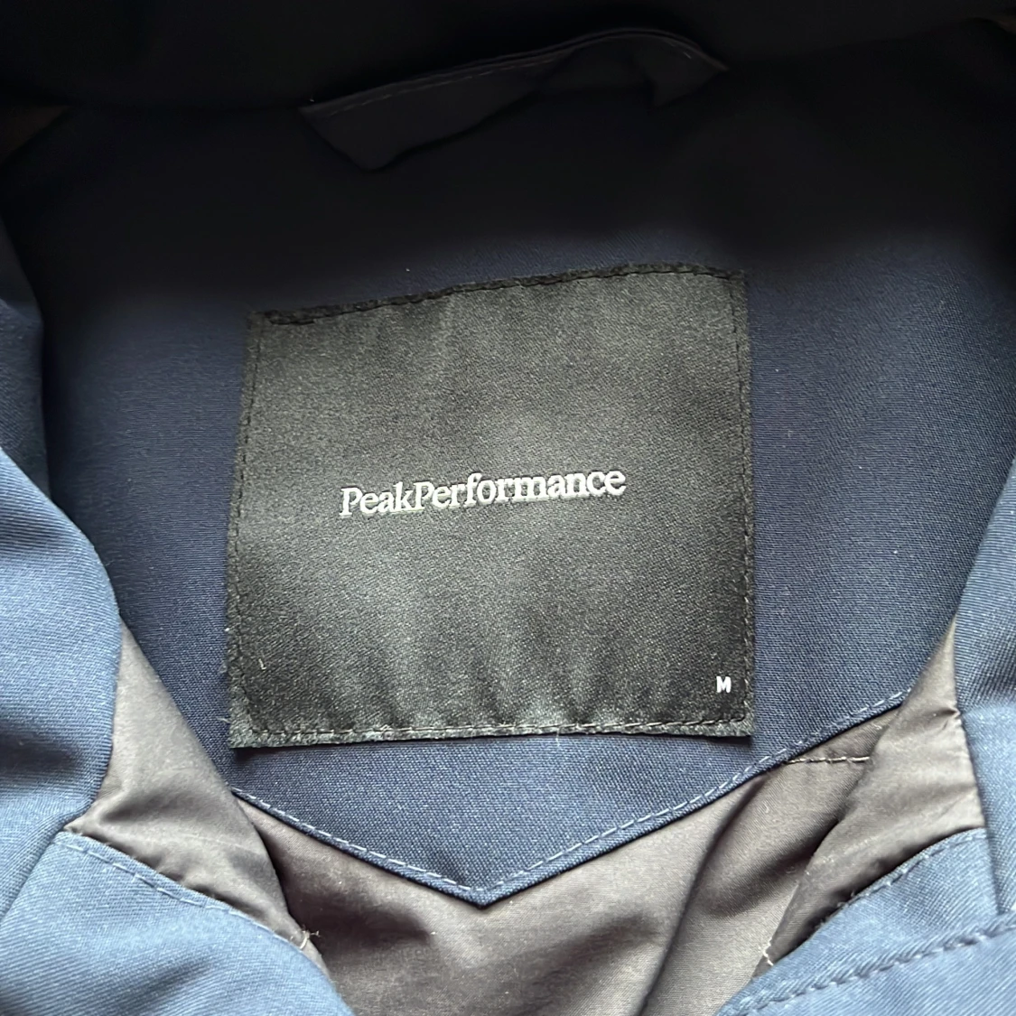 Svart jacka från Peak Performance - 1