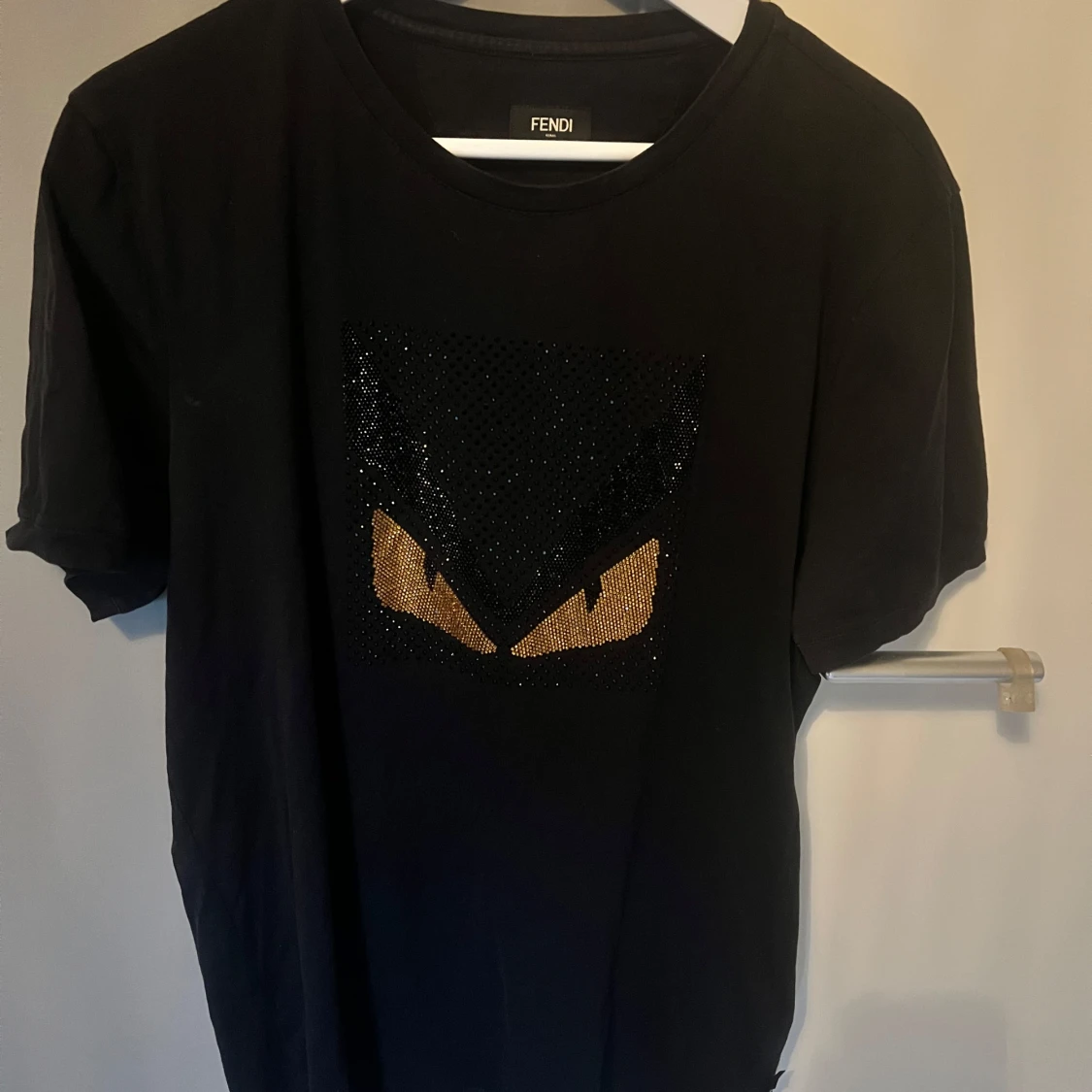 Svart t-shirt från Fendi