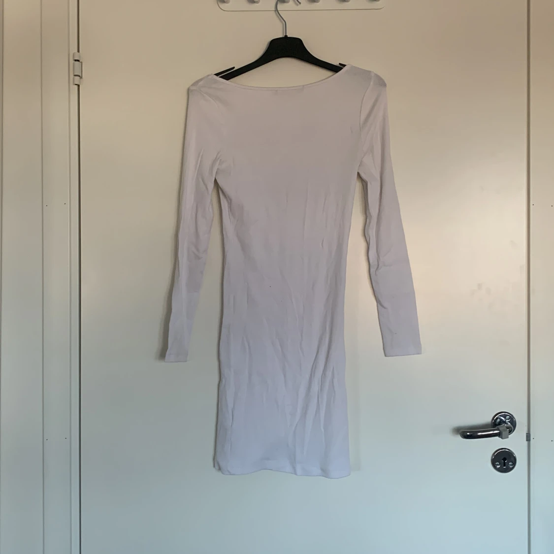 Vit ribbad klänning från 157 - 1