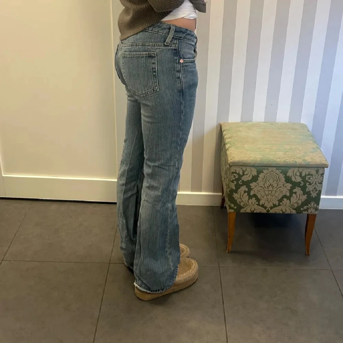 Blå bootcut jeans