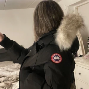 Canada goose chilliwack - Nu säljer jag min canada goose jacka eftersom att den inte kommer till använding. Den är i storleken small och är i mycket god skick. Hör av dig vid intresse för mer information och bilder!💗