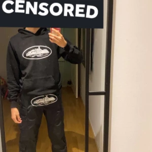 Corteiz tracksuit - Nästan hel oanvänd corteiz tracksuit, köpt för 3000kr