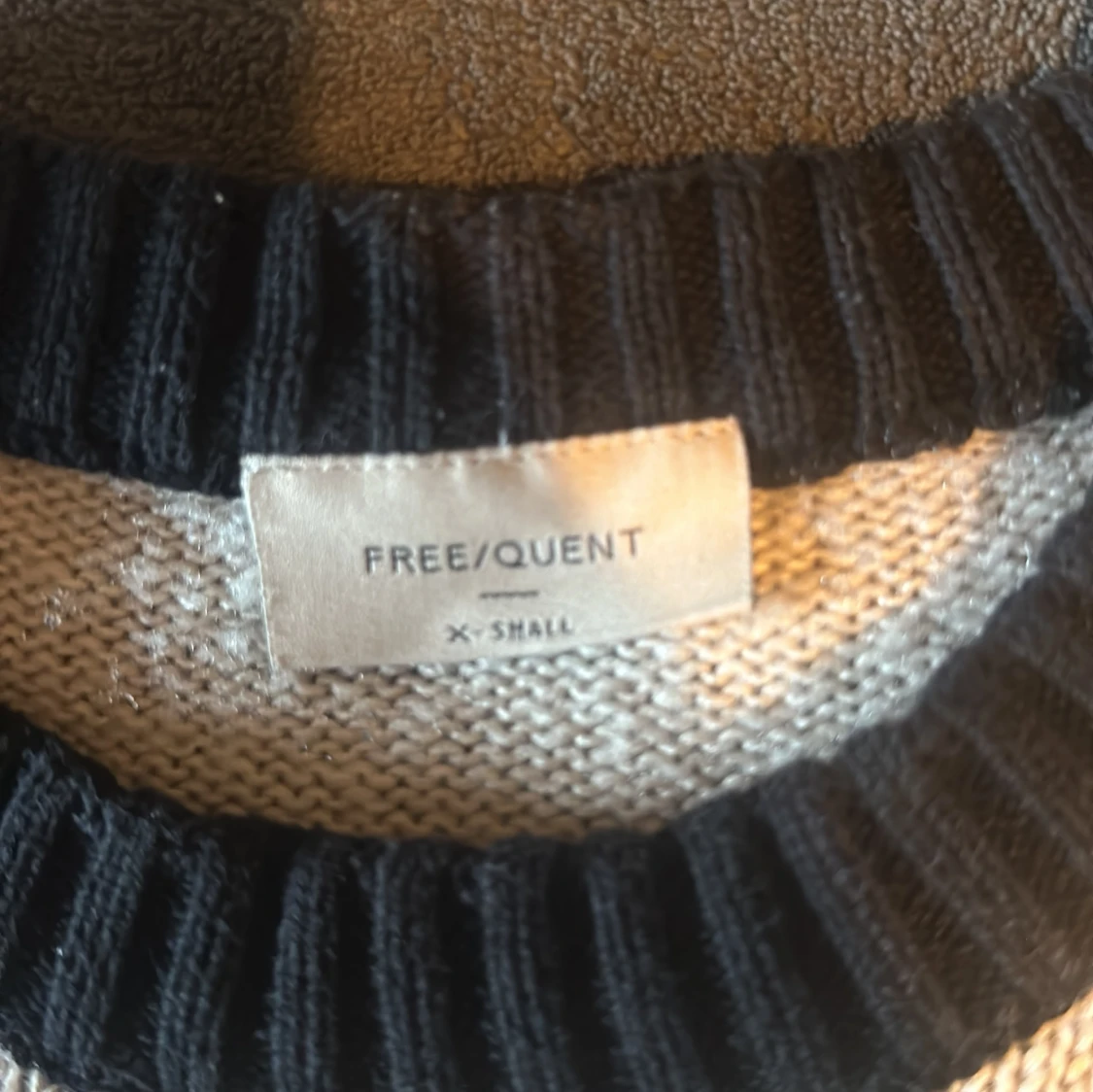 Mönstrad stickad tröja från Free/Quent - 90