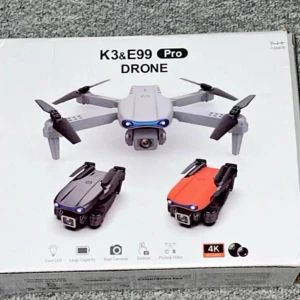 Drone with camera - Finns kamera 1080p  Maximalt räckvidd 200 M Batteri upp till 1 timme Koppla med mobilappen 