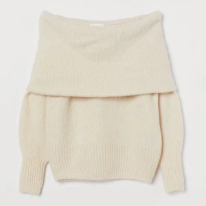Offshoulder-tröja  - En supersöt offshoulder tröja från hm. Den är andvänd endast en gång. Säljer pga att den tyvärr inte kommit till andvändning. Den är en stickad tröja i ett mjukt material. Skicket på den är bra. 💗