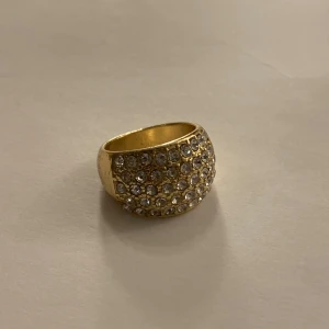 Ring  - En ring köpt ifrån Ur och Penn.