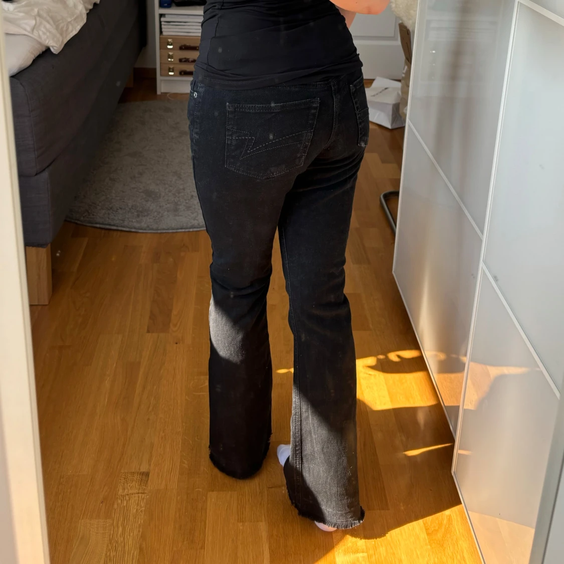 Låg-midjade Junkyard bootcut jeans  - 90