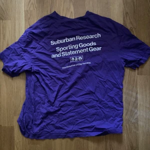 Purple h&m tshirt  - In good condition, not worn that much. Fits like L