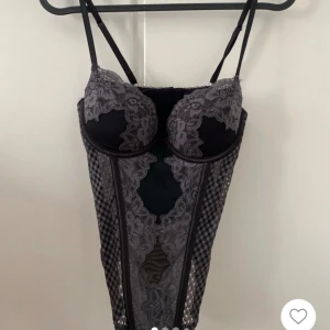 Korsett - Korsett från Hm i strl 70B