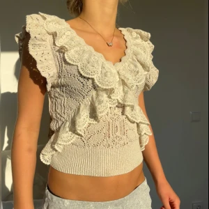 Zara topp  - Supper snygg zara topp, använd 1 gång 💗